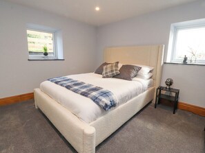8 bedrooms, individually decorated, individually furnished, free WiFi - The Old Sheep House (Settle)