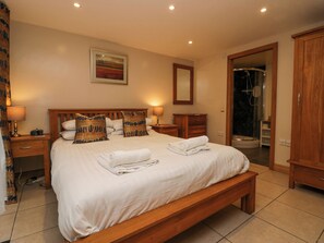 4 bedrooms, individually decorated, individually furnished, free WiFi - Blue Hill House (Ambleside)