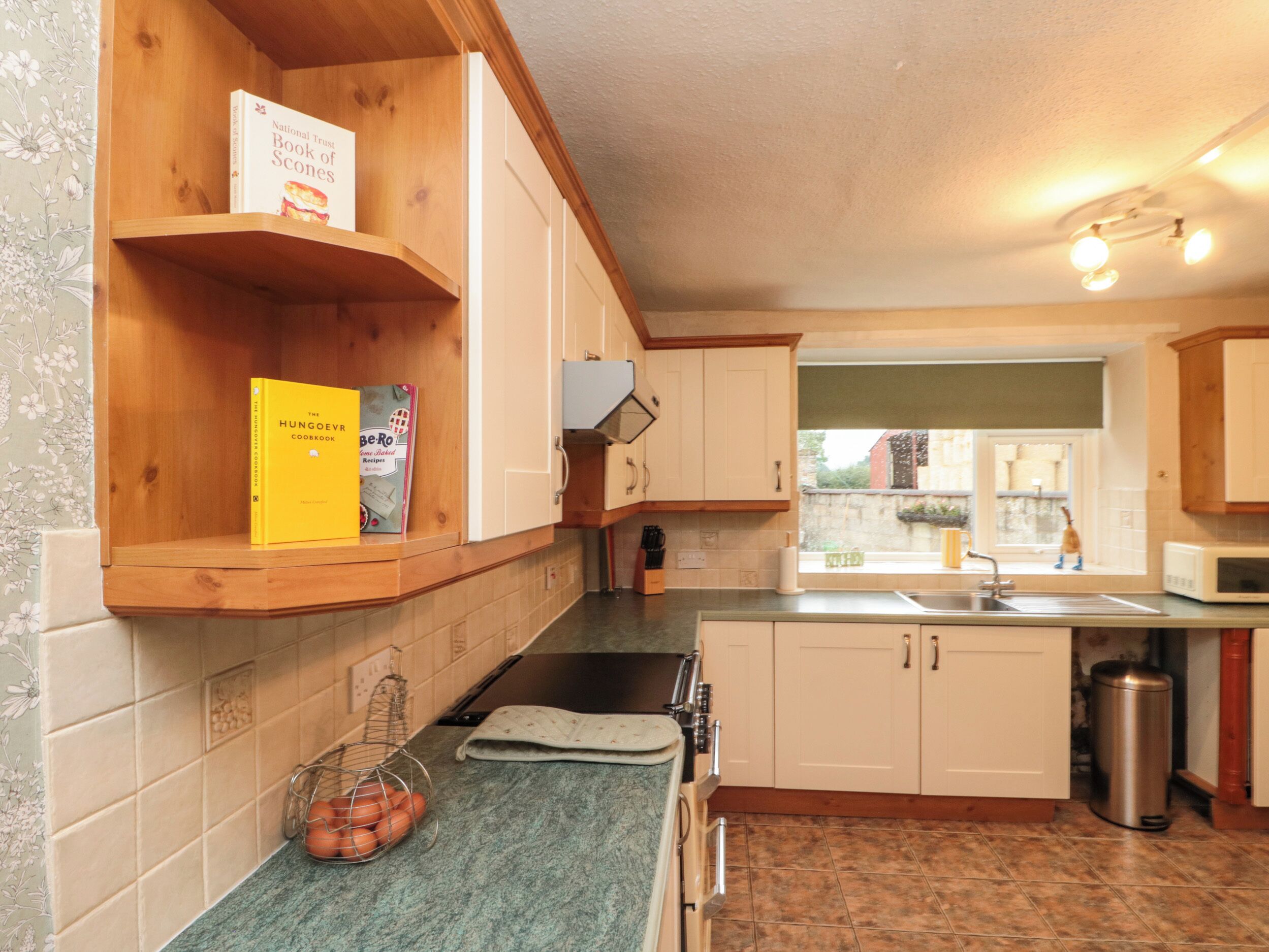 Fridge, dishwasher, electric kettle, toaster