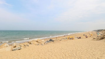 Una spiaggia nelle vicinanze