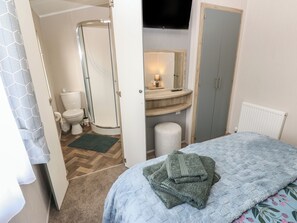 2 bedrooms, individually decorated, individually furnished, free WiFi - Brocklebank Lodge, 35 (Carlisle)