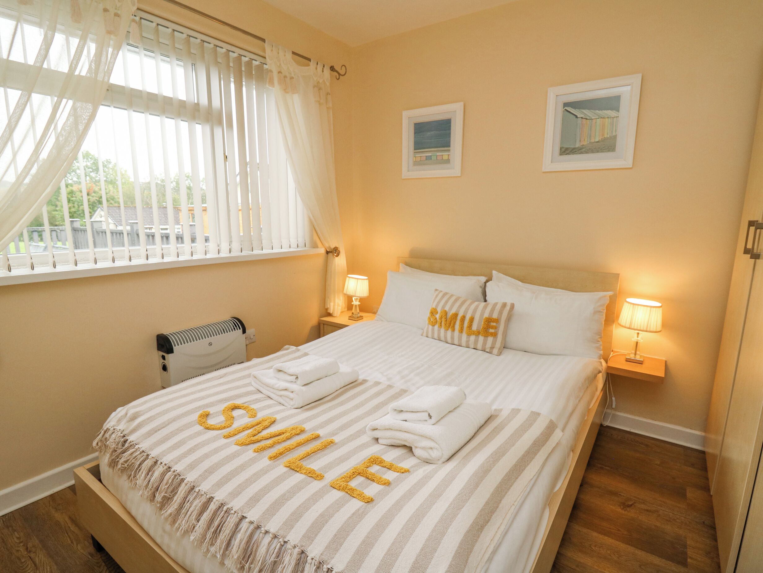 2 bedrooms, individually decorated, individually furnished, free WiFi