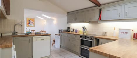 Fridge, dishwasher, electric kettle, toaster