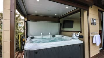 Ferienhaus | Außen-Whirlpool