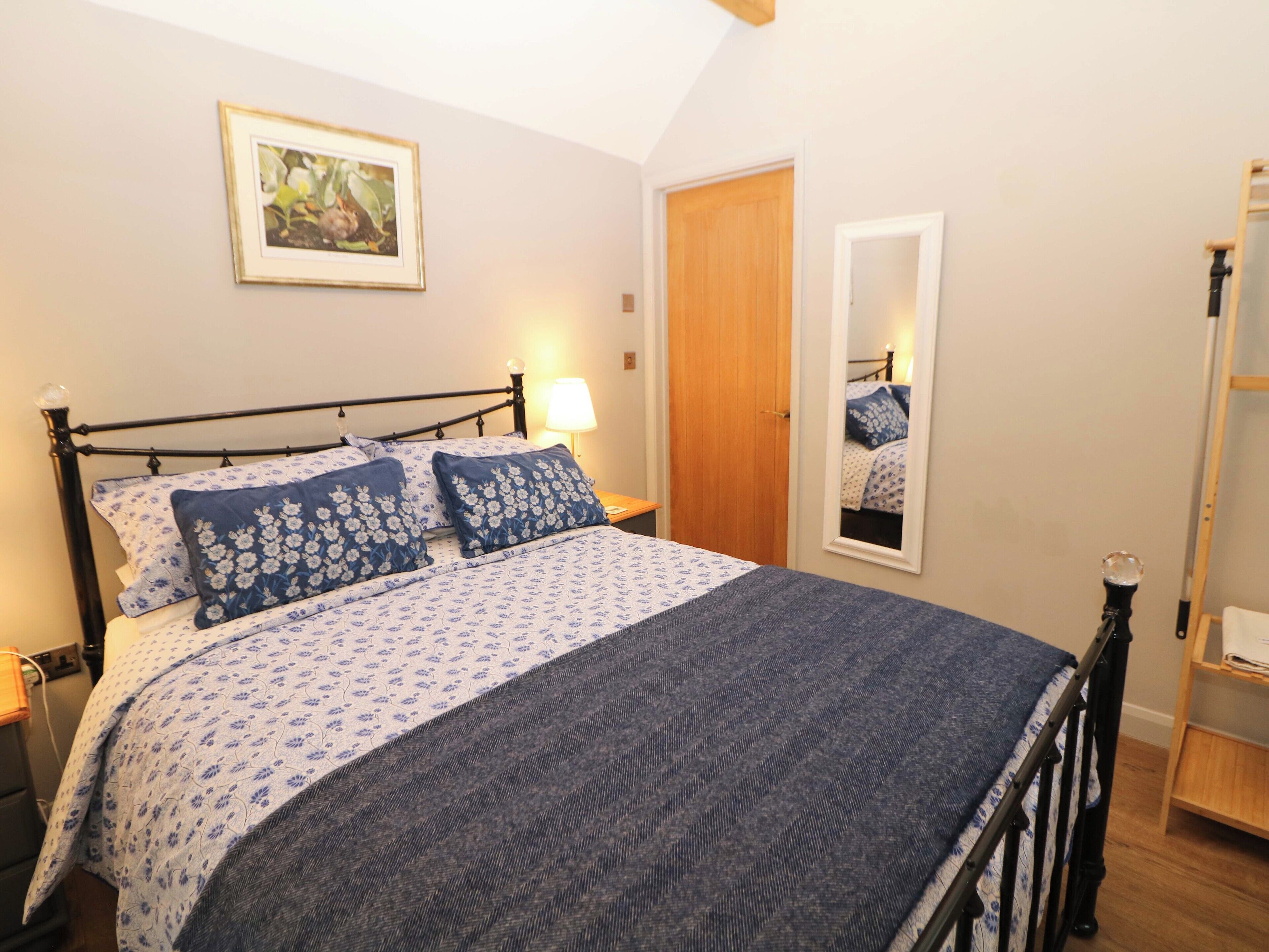 Feriehus | 1 soveværelse, individuelt design, individuel indretning, gratis Wi-Fi