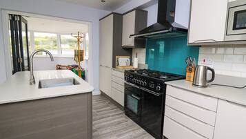 Fridge, dishwasher, electric kettle, toaster