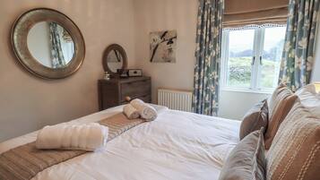 1 bedroom, individually decorated, individually furnished, free WiFi