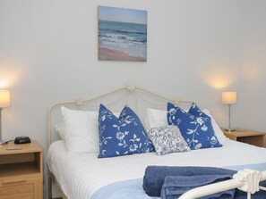 1 bedroom, individually decorated, individually furnished, free WiFi - Tarka View (Bideford)