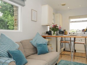 Interior - Tarka View (Bideford)
