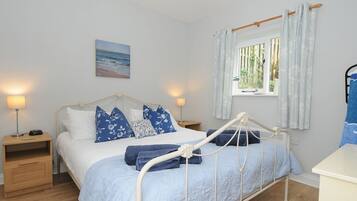 1 quarto, individualmente decorados, individualmente mobiliados