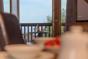 Dining - Trevaunance (Redruth)