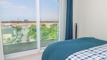 2 bedrooms, individually decorated, individually furnished, free WiFi