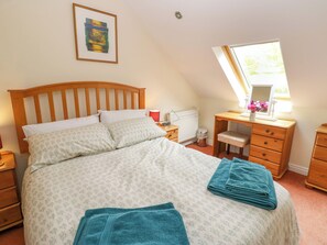 2 phòng ngủ, trang trí khác biệt 