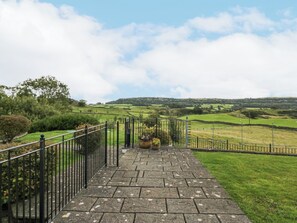 숙박 시설 구내