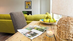 Interior - Harbourside Apartment (Pwllheli)