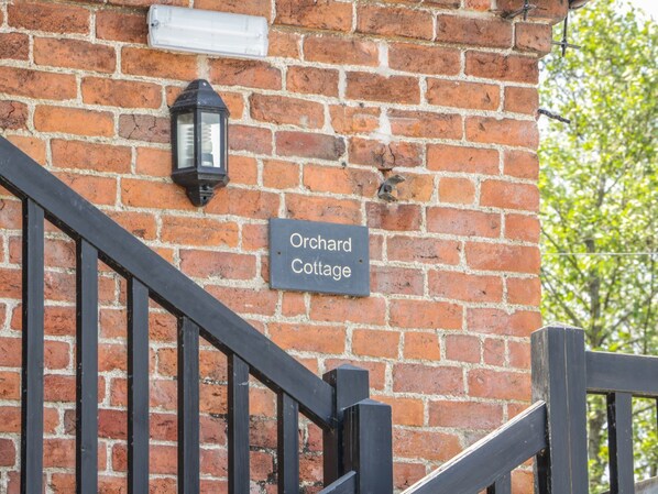 Exterior detail - Orchard Cottage (Newtown)