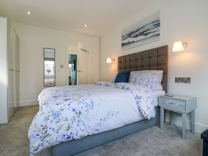 2 bedrooms, individually decorated, individually furnished, free WiFi - Jasmine Cottage (Herne Bay)