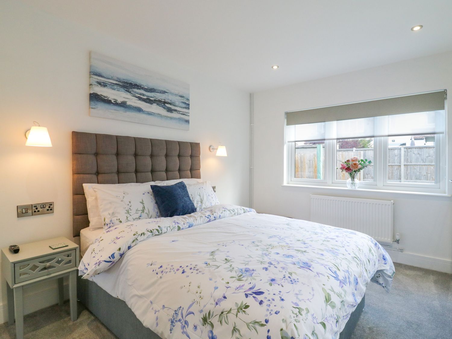 2 bedrooms, individually decorated, individually furnished, free WiFi