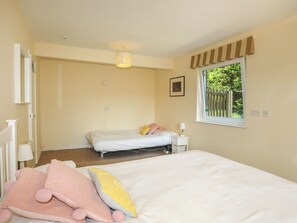 6 chambres, décoration personnalisée, ameublement personnalisé
