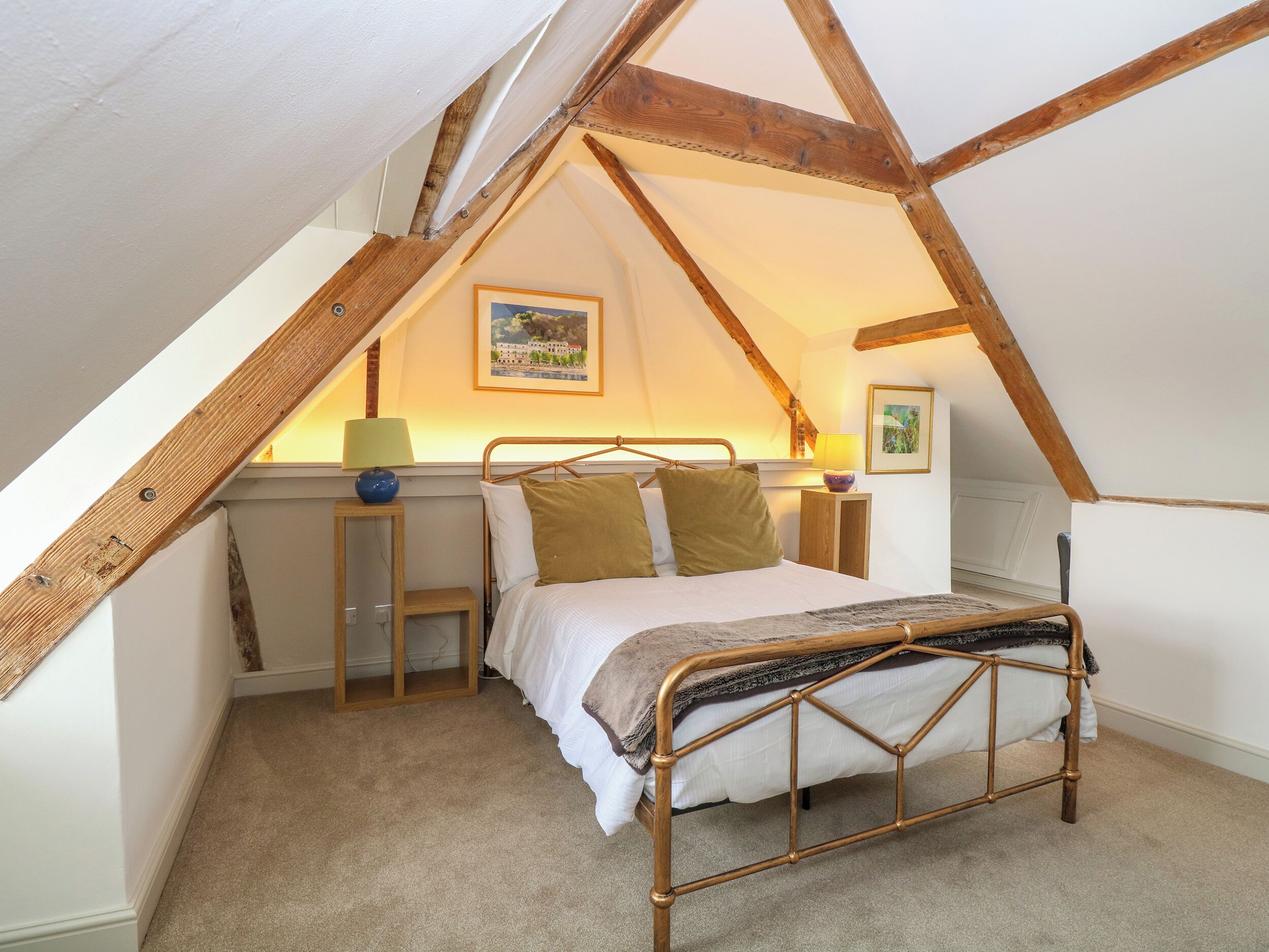 1 bedroom, individually decorated, individually furnished, free WiFi