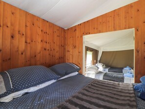 3 Schlafzimmer, individuell dekoriert, individuell eingerichtet