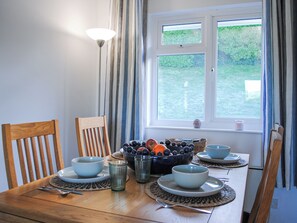 Dining - 15 Beadon Road (Salcombe)