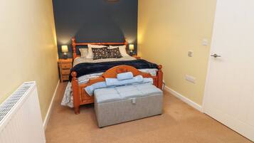 1 bedroom, individually decorated, individually furnished, free WiFi