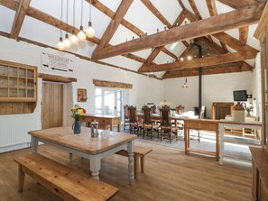 Dining - White Haywood Barn (Hereford)