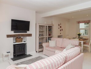 Living area - The White House (Brixham)