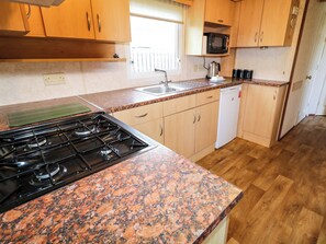 Fridge, electric kettle, cookware/dishes/utensils - Meric Stone Holiday Lets Caravan 2 (Limavady)