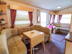 Living area - Meric Stone Holiday Lets Caravan 2 (Limavady)