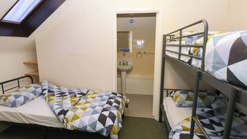 11 habitaciones, decoración personalizada y muebles diferentes