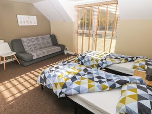 11 bedrooms, individually decorated, individually furnished, free WiFi