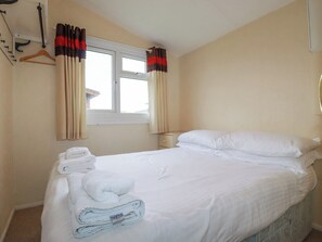 2 bedrooms, individually decorated, individually furnished, free WiFi - Porthcothan Bay (Padstow)