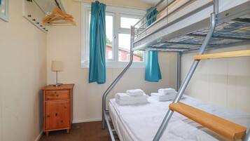 2 habitaciones, decoración personalizada y muebles diferentes