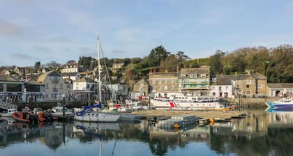Newtrain Bay