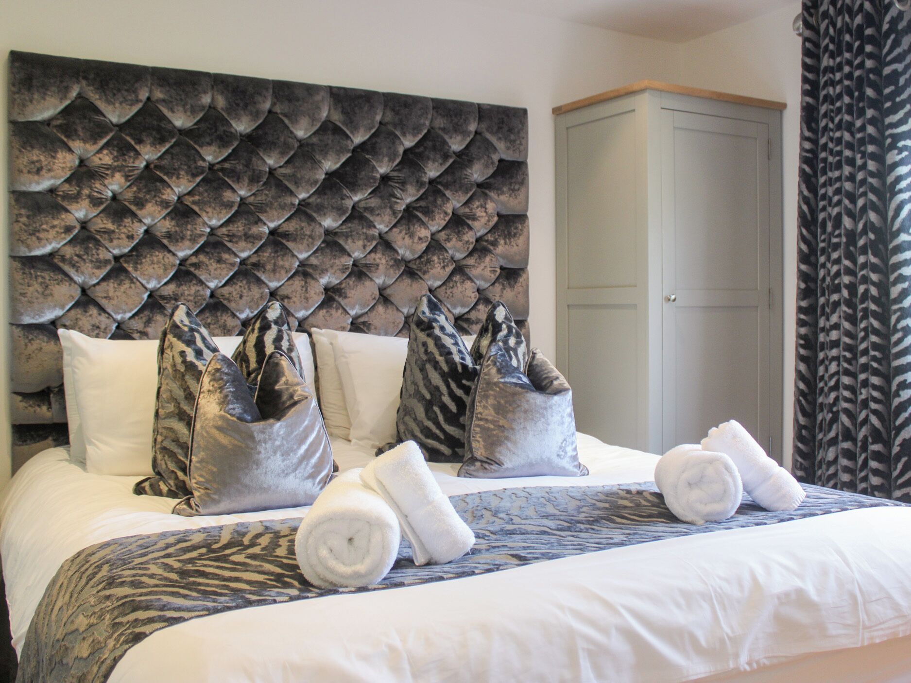 Cottage | 3 phòng ngủ, trang trí khác biệt 