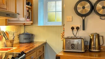 Fridge, dishwasher, electric kettle, toaster