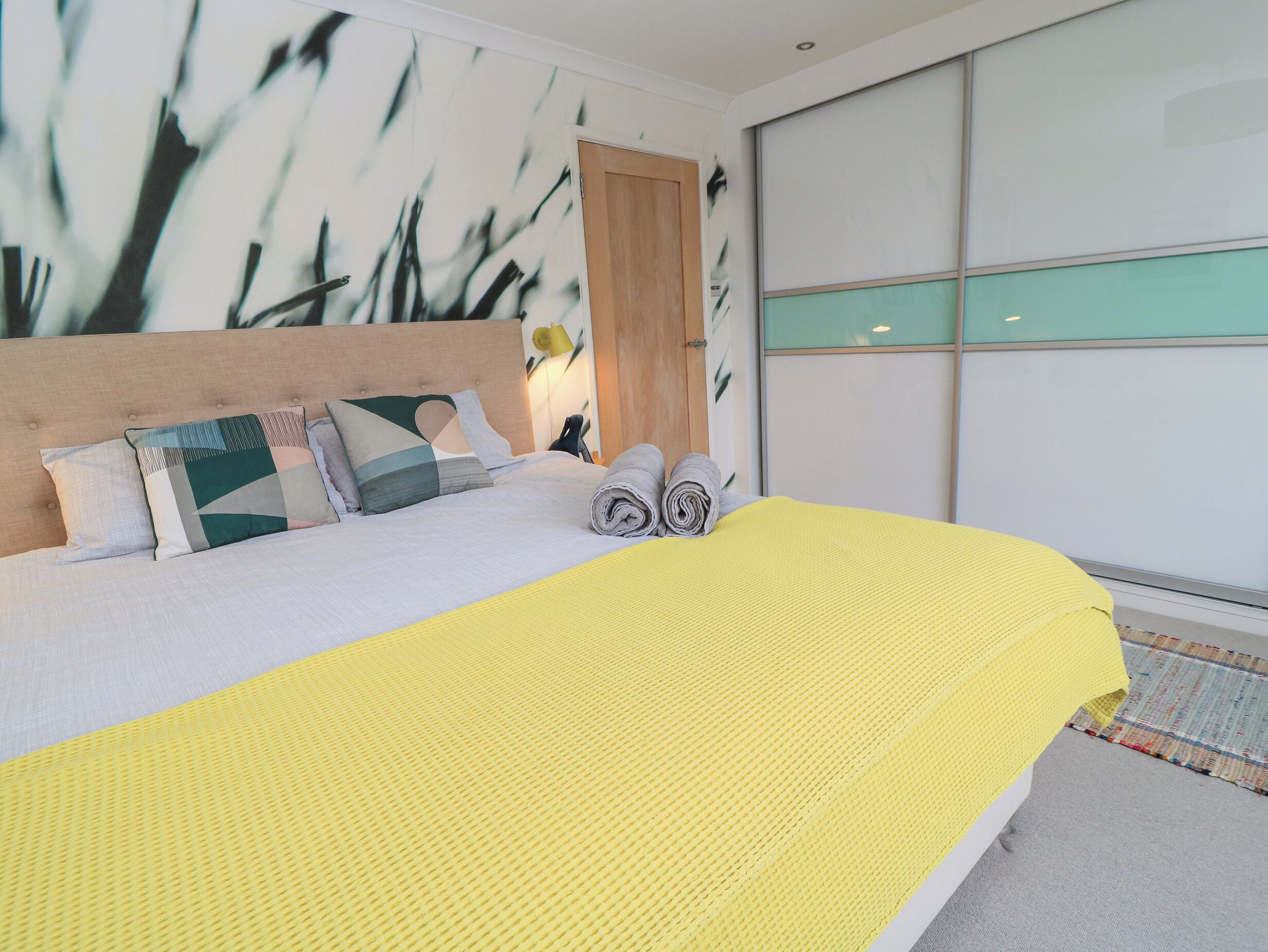 4 bedrooms, individually decorated, individually furnished, free WiFi