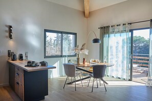 Interior - Private spa villa south of France ideal for couples or small families.  (Servian)