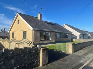 Exterior - Morannedd (Pwllheli)