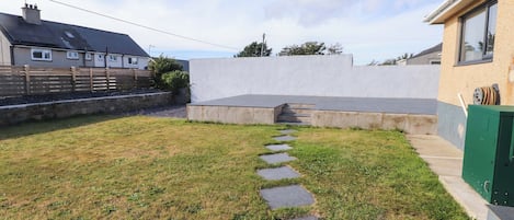 Cottage | Property grounds