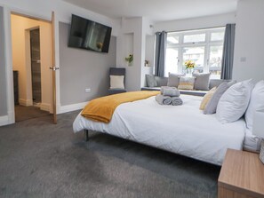 5 chambres, décoration personnalisée, ameublement personnalisé