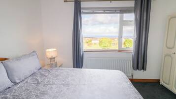 5 bedrooms, individually decorated, individually furnished, free WiFi