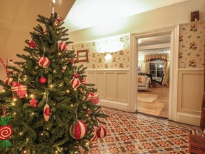 Interior - Rough Hill House (Chelmsford)