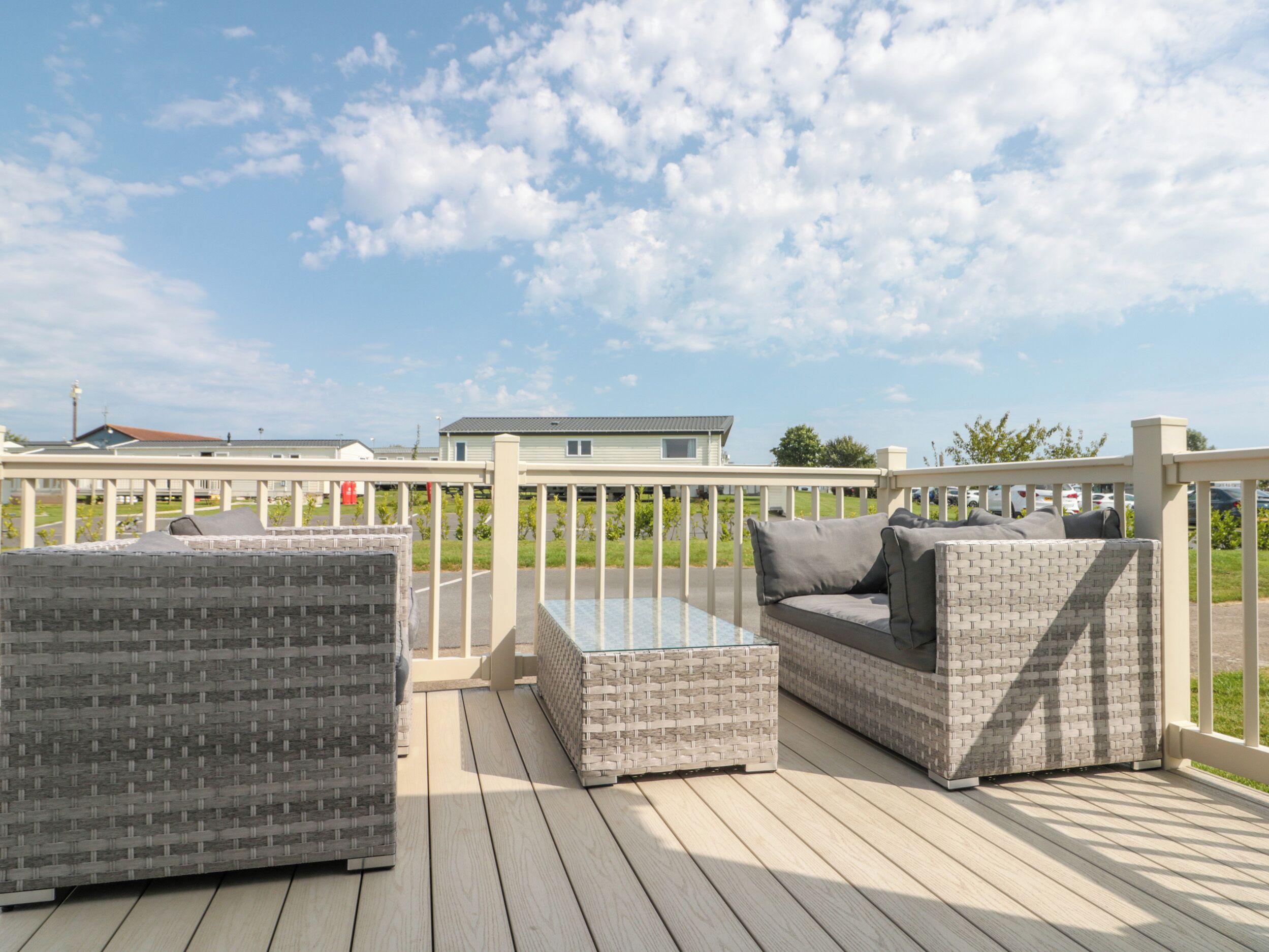 ลานระเบียง/นอกชาน