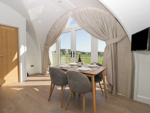 Dining - Leadon View Oak (Newent)
