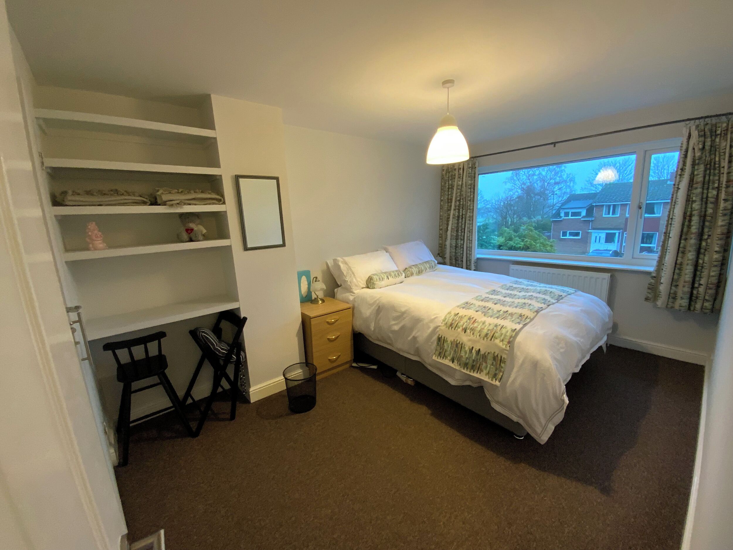 2 室のベッドルーム、客室ごとに異なる装飾、客室ごとに異なるインテリア、WiFi (無料)