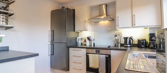25 Resbury Close