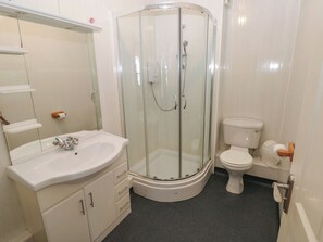 Cottage | Bathroom | Shower - The Hilton Retreat (Tenby)